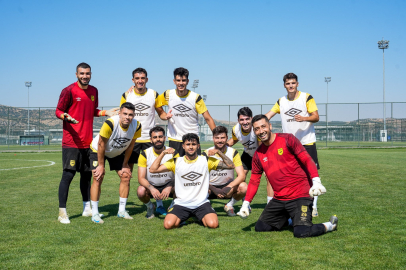 Adana 01 FK yeni sezona 15 transferle hazırlandı