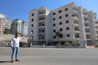 Yavru köpeği kurtarmak için ölümü göze aldı