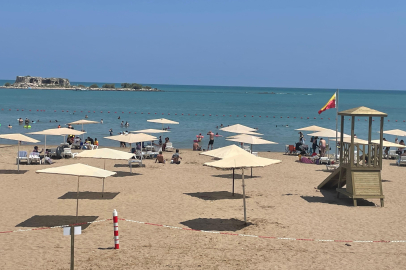 Adanalılar serinliği Yumurtalık’ta buldu