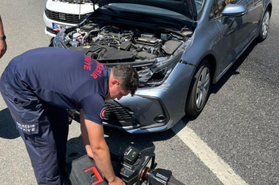 Balıkesir’de sıcak asfalt kazası: 4 araç birbirine girdi, 8 yaralı