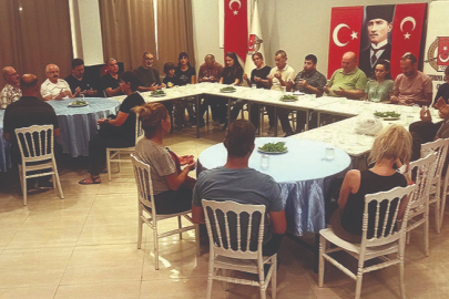 Çukurova Gazeteciler Cemiyeti’nde Asiye Püsküllüoğlu dualarla anıldı