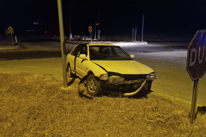 Ehliyetsiz sürücü kaza yaptı: 37 bin lira ceza