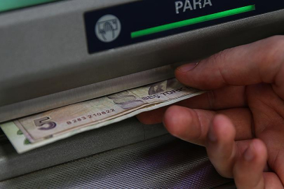 Emeklilere müjde! Zamlı maaşlar ödenmeye başladı: İşte ödeme takvimi