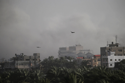 İsrail,  Gazze'de çok sayıda çocuğun eğitim gördüğü anaokuluna saldırdı