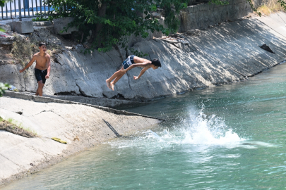 Adana, Mersin, Hatay ve Osmaniye’de sıcak hava hayatı durma noktasına getirdi