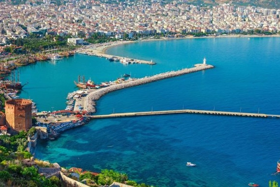Akdeniz’in En Gözde Tatil Merkezi Alanya’yı Keşfedin