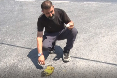 İstanbul’da hava sıcaklığı 39 dereceye ulaşırken, bir esnaf asfaltta yumurta pişirdi