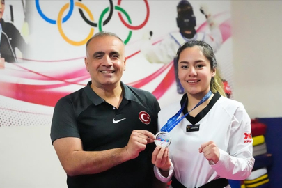 Sude Yaren Uzunçavdar'dan altın madalya