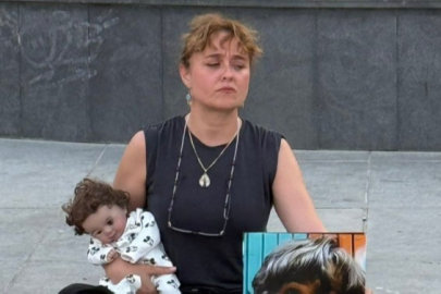 Acılı anne Yasemin Minguzzi Bakırköy'de ki oturma eylemini sonlandırdı