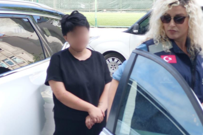 Annesini bıçaklayan genç kız tutuklandı