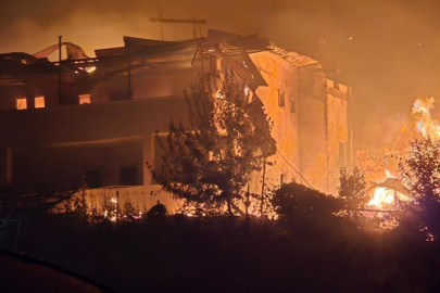 Karabük’te orman yangınları devam ediyor: 10 köy tahliye edildi