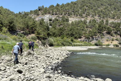 Kelkit Çayı'nda kaybolan genç kızın cansız bedenine kuzgunlar sayesinde ulaşıldı