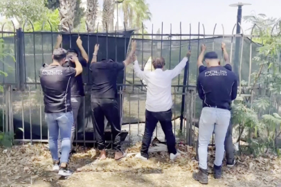 Adana’da 63 kişi uyuşturucu kullanırken suçüstü yakalandı