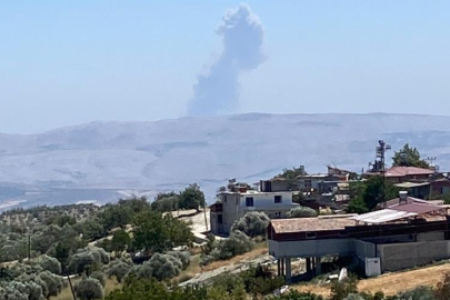 İdlib’de mühimmat deposunda patlama: Hatay’dan hissedildi, gökyüzünü duman kapladı