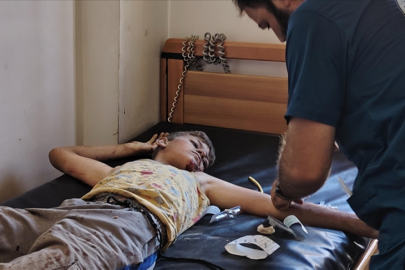 İdlib'in kuzeyinde silah deposunda meydana gelen patlamalarda 5 kişi öldü, 63 kişi yaralandı