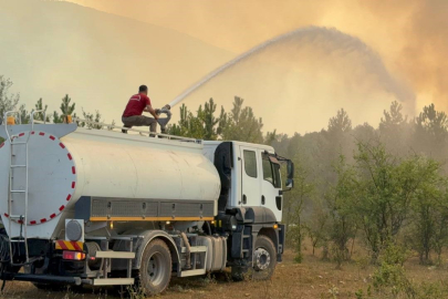 Karabük’te Orman Yangını 54. Saatine Girdi: Davutlar Köyü Tahliye Edildi