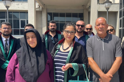 Osmaniye’de eşini bıçaklayarak öldüren sanığın yargılaması başladı: “Fatma Nur’un sesi olmaya geldik”