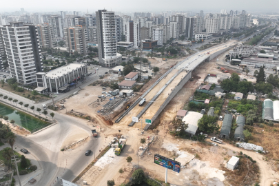 Adana'da ulaşımı rahatlatacak proje: Öğretmenler Bulvarı Köprülü Kavşağı'nda sona yaklaşılıyor