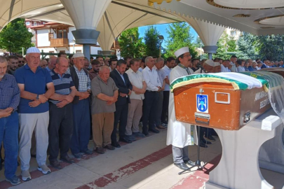 Ankara’da biri çocuk 3 kişinin hayatını kaybettiği kazaya sahipsiz köpeğin neden olduğu iddiası