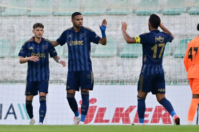 Benfica-Fenerbahçe hazırlık maçı ne zaman? Saat kaçta, hangi kanalda ve şifresiz mi?