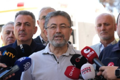 Tarım ve Orman Bakanı Yumaklı: "Yerleşim yerlerini tehdit eden bir yangın yok"