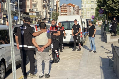 1 kişinin öldüğü, 7 kişinin de yaralandığı silahlı çatışmanın şüphelileri adliyede