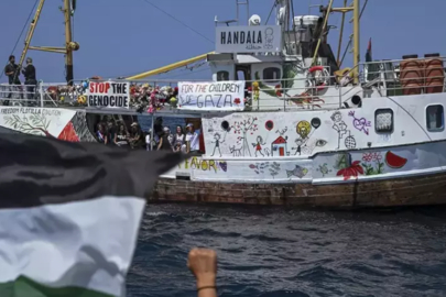 İsrail, Gazze’ye yardım götüren Hanzala gemisine müdahale etti