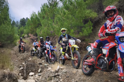 Adana’da orman yangınlarına karşı gönüllüler nöbette