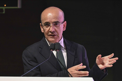 Mehmet Şimşek: Enflasyon beklentileri piyasa ve reel sektörde gerilerken, hanehalkında arttı