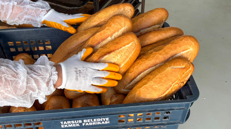  Tarsus'ta Ekmek 7,5 TL Halk Ekmek Büfeleri Kadınlara Emanet 2