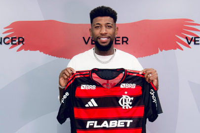 Transferde Beşiktaş ve Trabzonspor'a çalım atan Flamengo'dan Türk kulüplerine olay gönderme