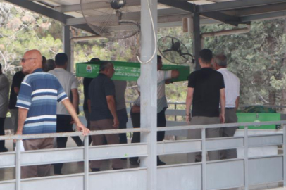 Adana’da dehşet: Eşi ve kızını öldüren baba, aynı mezarlıkta defnedildi