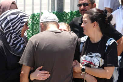 Antalya’da dehşet: Kaldırımda yürürken canından oldu