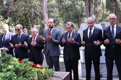 Galatasaray kurucusu Ali Sami Yen, vefatının 74. yılında kabri başında anıldı