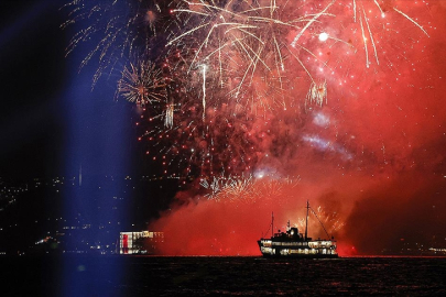 İstanbul Valiliği'nden havai fişek ve meşale yasağı
