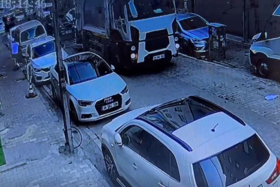 Esenyurt'taki çöp kamyonunun çarptığı feci kazanın görüntüleri ortaya çıktı