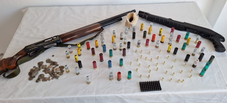 Anamur'da tarihi eser ve silah operasyonu 84 parça tarihi eser ele geçirildi 2