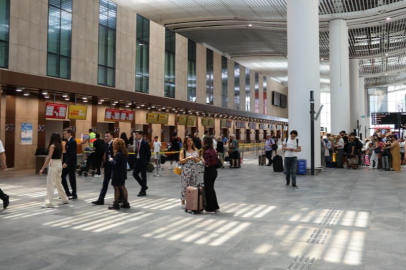 Çukurova Uluslararası Havalimanı 10 ayda 4,5 milyon yolcuya hizmet verdi