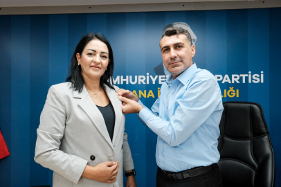 Dilek Tepe ve Memleket Partisi yönetimi CHP’ye resmen katıldı