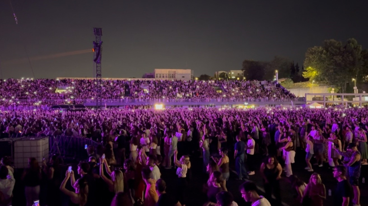 Dünyaca ünlü şarkıcı Justin Timberlake 11 yıl sonra İstanbul'da konser verdi 2