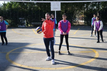 MEB Sözleşmeli Beden Eğitimi Öğretmeni Alımı 2025: başvurular ne zaman? kimler başvurabilir?