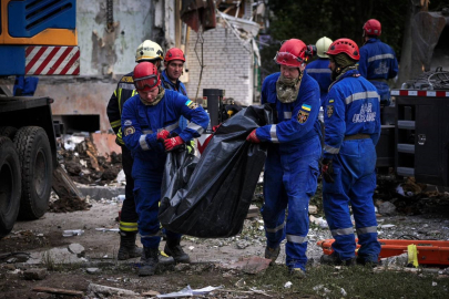 Kiev’e düzenlenen füze ve İHA saldırılarında 31 kişi hayatını kaybetti