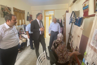 Yumurtalık Kaymakamı Papaker’den halk eğitim kurslarına ziyaret