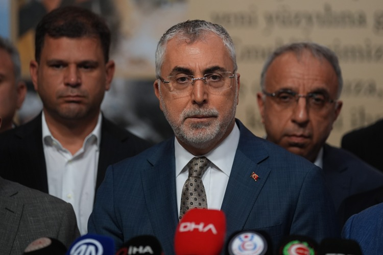 600 Bin Kamu İşçisini İlgilendiren Zam Protokolü İmzalandı!