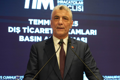 Bakan Bolat'tan çifte müjde: İhracat rekor kırdı, dış ticaret açığı son 9 ayın dibini gördü!