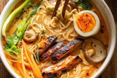 En Sevilen Uzak Doğu Lezzeti: Evde Pratik Ramen Tarifi