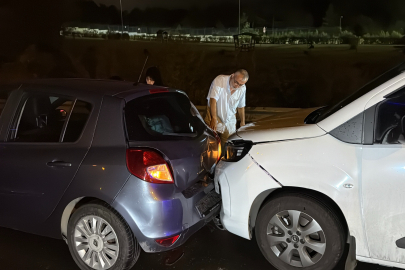 Eyüpsultan'da zincirleme trafik kazası: 16 araç birbirine girdi, 6 yaralı