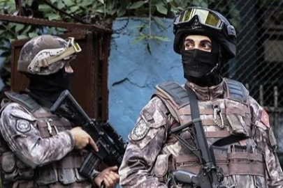 Bakan Yerlikaya açıkladı: 36 ilde düzenlenen operasyonlarda 102 göçmen kaçakçısı ve 393 düzensiz göçmen yakalandı