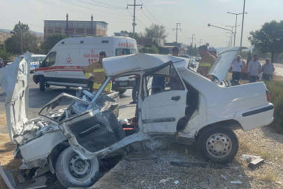 Kula’daki feci kazanın görüntüleri ortaya çıktı: 2 Ölü, 1 yaralı