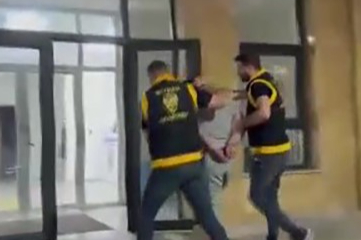 Adana'da 16 yıl hapis cezasıyla aranan torbacı yakalandı